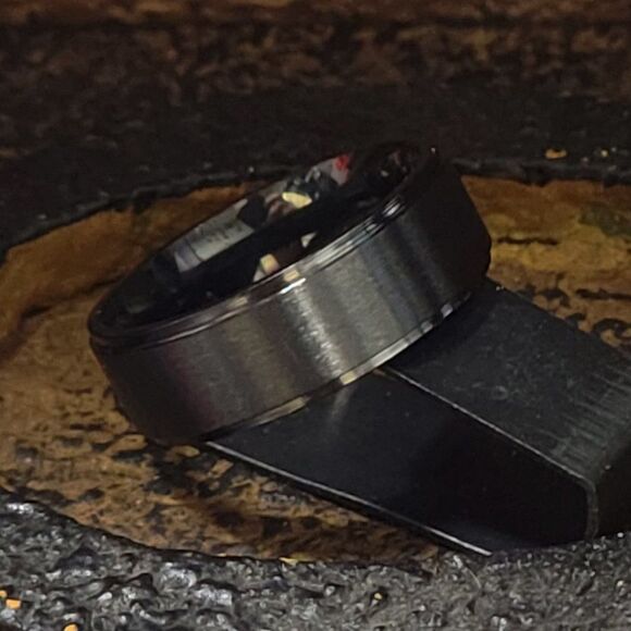 Men's Matte Black Wedding Ring - Picture 4 of 6